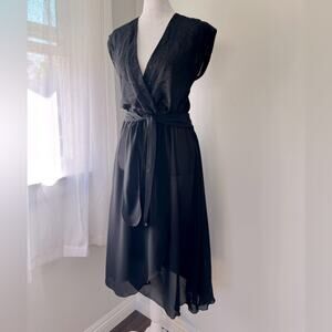 Vintage ‘80s Tracy! Sheer Black Sequined V-Neck Belted Short Sleeve Midi Dress